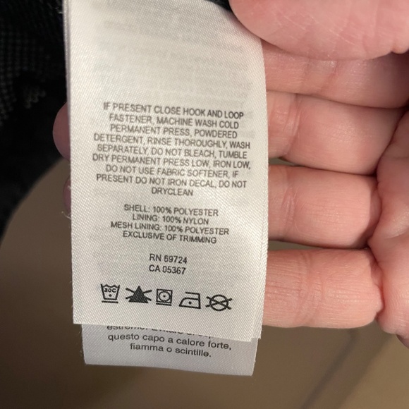 Columbia Windbreaker Jacket - Black with Hood and Velcro Closures - Picture 11 of 15